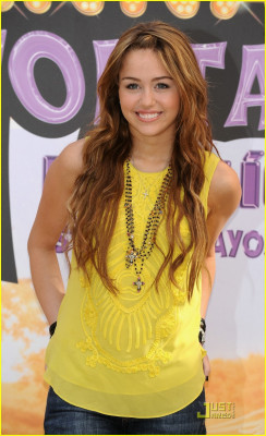 photo 19 in Miley Cyrus gallery [id150239] 2009-04-24 00:00:00