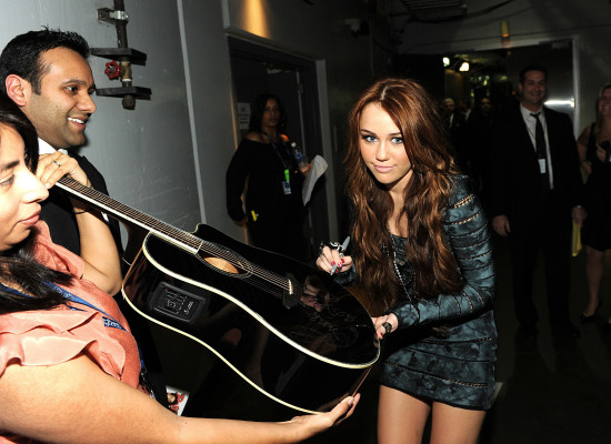 photo 13 in Miley gallery [id285505] 2010-09-08 00:00:00