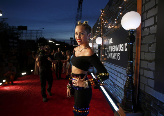 Miley Cyrus pic #629679