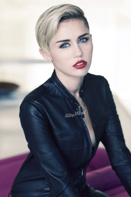 Miley Cyrus pic #799187