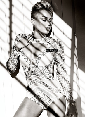 Miley Cyrus pic #799199