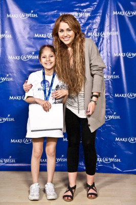 Miley Cyrus pic #413792