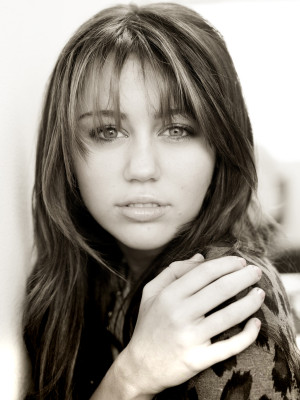 Miley Cyrus pic #163006