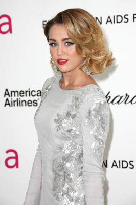 Miley Cyrus pic #453336