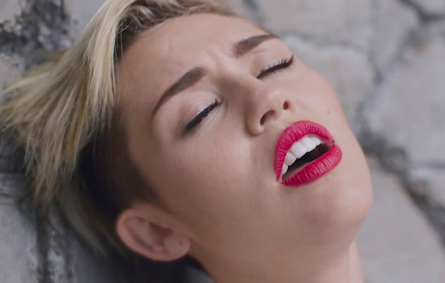 Miley Cyrus pic #1209935