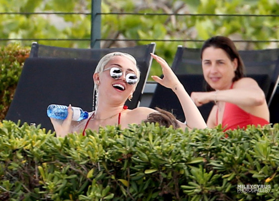Miley Cyrus pic #711668
