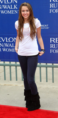 photo 6 in Miley Cyrus gallery [id158320] 2009-05-26 00:00:00