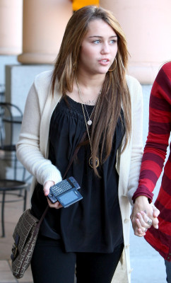 photo 24 in Miley Cyrus gallery [id163137] 2009-06-15 00:00:00