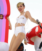 Miley Cyrus pic #636691