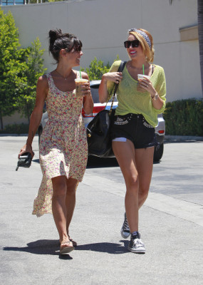Miley Cyrus pic #503690