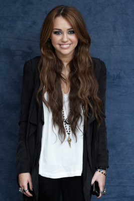 Miley Cyrus pic #430631
