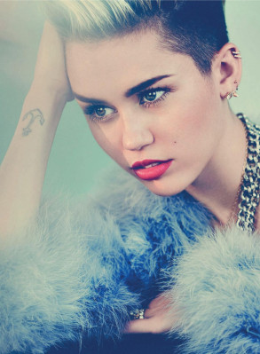 Miley Cyrus pic #664579