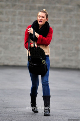 Miley Cyrus pic #445901