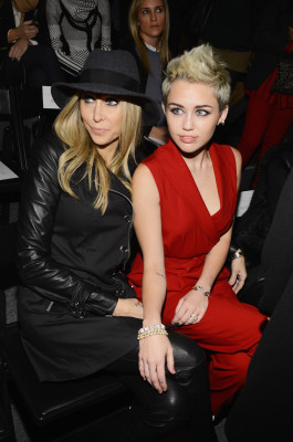 Miley Cyrus pic #576735