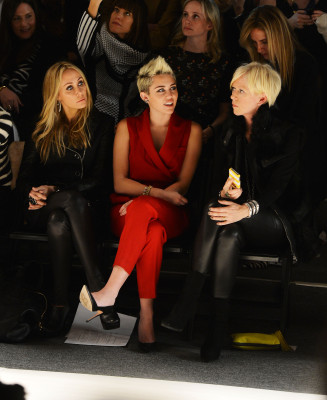 Miley Cyrus pic #576821