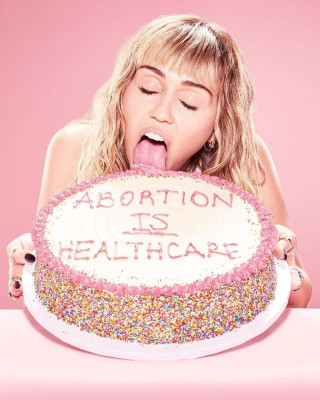 Miley Cyrus pic #1143145
