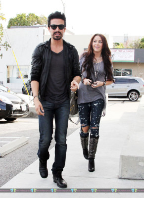 Miley Cyrus pic #576344