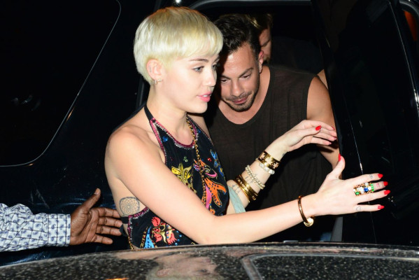 Miley Cyrus pic #683711