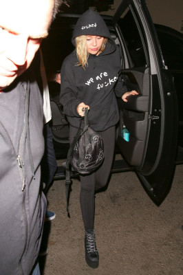 Miley Cyrus pic #1029409