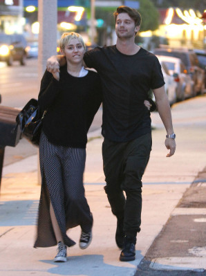 Miley Cyrus pic #746690