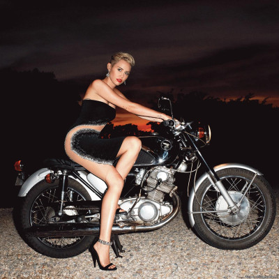 Miley Cyrus pic #629544