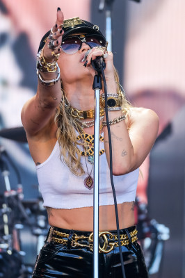 photo 4 in Miley Cyrus gallery [id1151987] 2019-07-15 00:00:00