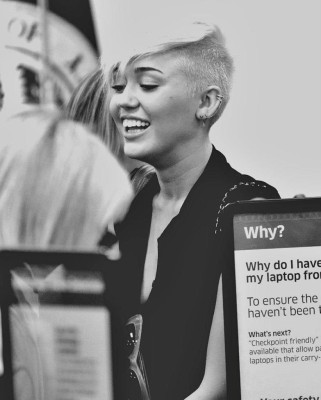 Miley Cyrus pic #562372