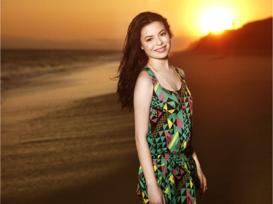 Miranda Cosgrove pic #348825