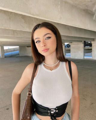 Mishka Silva pic #1252461