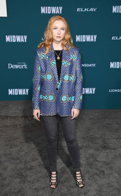 Molly C. Quinn pic #1285126