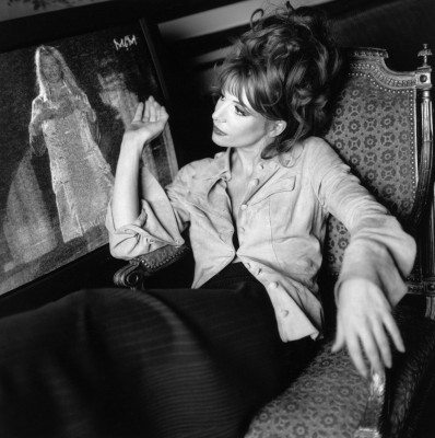 photo 18 in Mylene Farmer gallery [id314978] 2010-12-15 00:00:00