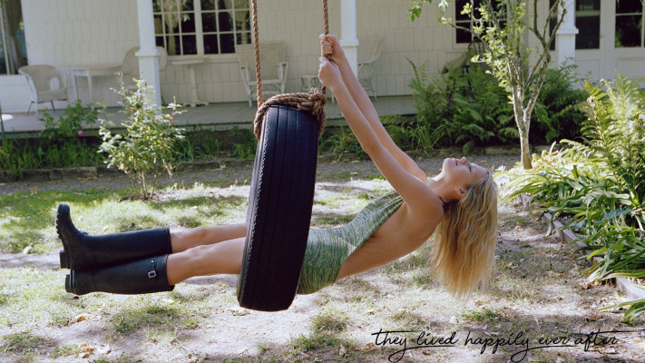 Nadine Leopold pic #1159010