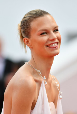 Nadine Leopold pic #1149690