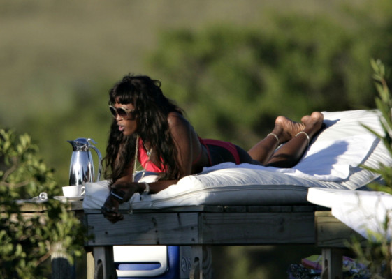 photo 11 in Naomi Campbell gallery [id127856] 2009-01-16 00:00:00