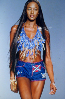 photo 18 in Naomi Campbell gallery [id1299451] 2022-03-04 00:00:00