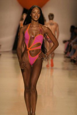 Naomi Campbell pic #813890