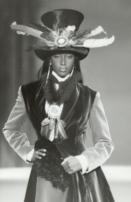 photo 14 in Naomi Campbell gallery [id1216510] 2020-05-28 00:00:00