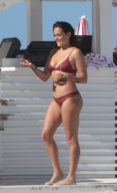 Natalie Martinez pic #950649
