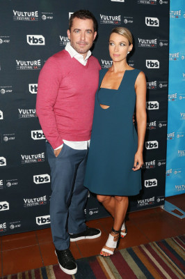 Natalie Zea pic #981418