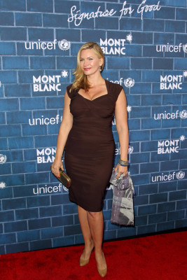 Natasha Henstridge pic #586480