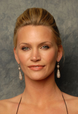 Natasha Henstridge pic #222216