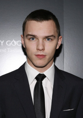 Nicholas Hoult pic #711345
