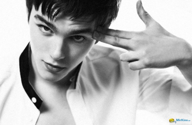 photo 10 in Nicholas Hoult gallery [id707005] 2014-06-11 00:00:00