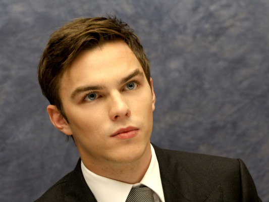 Nicholas Hoult pic #707102