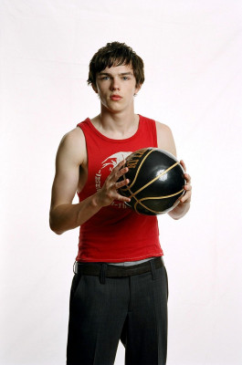 Nicholas Hoult pic #479087