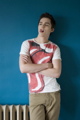 Nicholas Hoult pic #707099