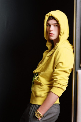 Nicholas Hoult pic #711280