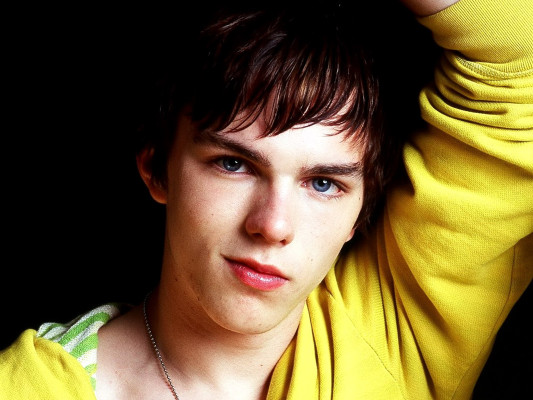 Nicholas Hoult pic #707100