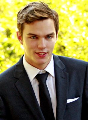 Nicholas Hoult pic #707013