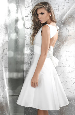 Nina Senicar pic #907938
